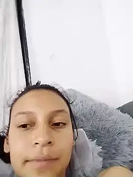 Snapshot of emma_ambar chatting on 5, 12, 2024 emma ambar online show from 5, 12, 2024