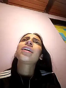 Snapshot of emma_ambar chatting on 8, 2, 2025 emma ambar online show from 8, 2, 2025