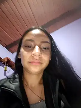 Snapshot of emma_ambar chatting on 10, 2, 2025 emma ambar online show from 10, 2, 2025