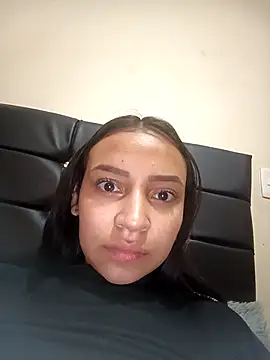 Snapshot of emma_ambar chatting on 18, 9, 2025 emma ambar online show from 18, 9, 2025