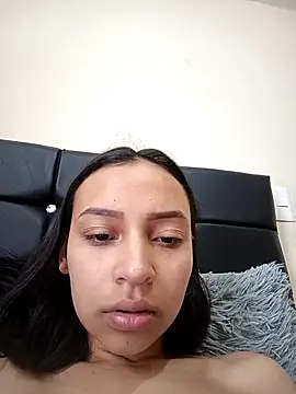 Snapshot of emma_ambar chatting on 26, 9, 2025 emma ambar online show from 26, 9, 2025