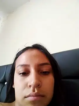 Snapshot of emma_ambar chatting on 11, 10, 2025 emma ambar online show from 11, 10, 2025