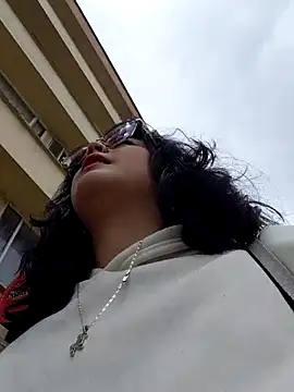 lara moon25 online show from 23, 11, 2025