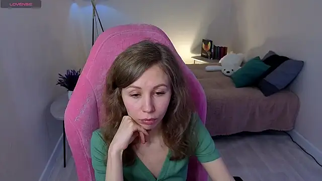 Snapshot of Lill_Mary chatting on 16, 2, 2025 Lill Mary online show from 16, 2, 2025