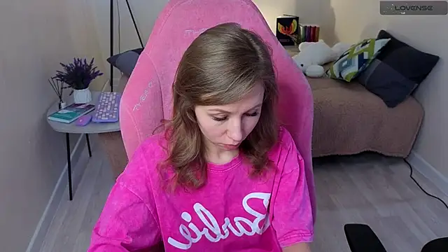 Snapshot of Lill_Mary chatting on 28, 2, 2025 Lill Mary online show from 28, 2, 2025