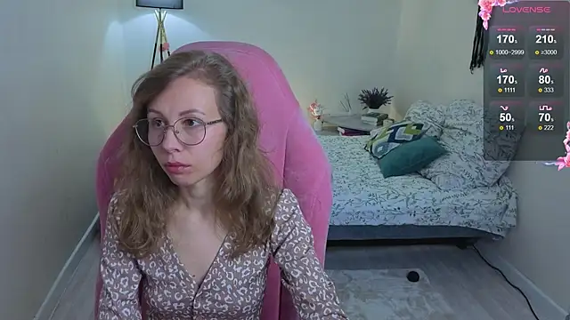 Snapshot of Lill_Mary chatting on 13, 9, 2025 Lill Mary online show from 13, 9, 2025