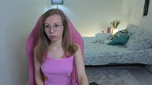 Snapshot of Lill_Mary chatting on 23, 9, 2025 Lill Mary online show from 23, 9, 2025