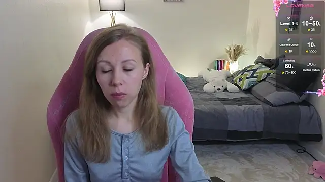 Snapshot of Lill_Mary chatting on 9, 10, 2025 Lill Mary online show from 9, 10, 2025