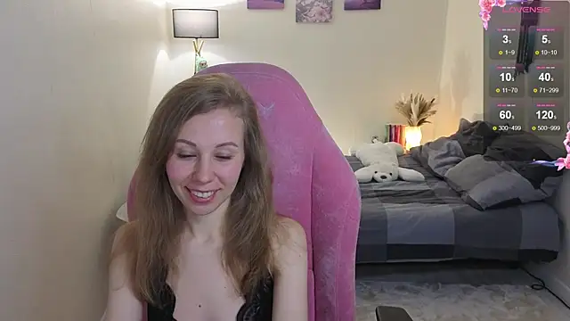 Snapshot of Lill_Mary chatting on 13, 10, 2025 Lill Mary online show from 13, 10, 2025