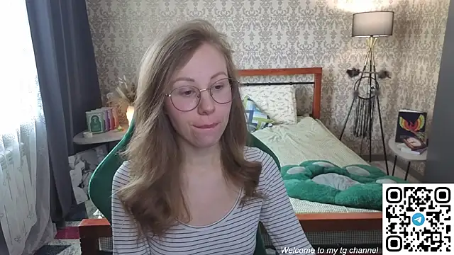 Snapshot of Lill_Mary chatting on 23, 4, 2026 Lill Mary online show from 23, 4, 2026