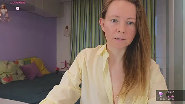 Snapshot of JanePearl chatting on 6, 12, 2024 JanePearl online show from 6, 12, 2024