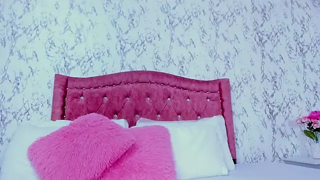 Mia Malkovaa  online show from 14, 1, 2026