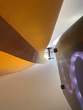 baby lizy online show from 10, 9, 2025