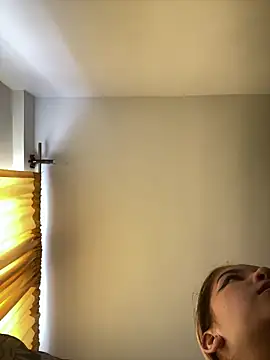 baby lizy online show from 9, 11, 2025