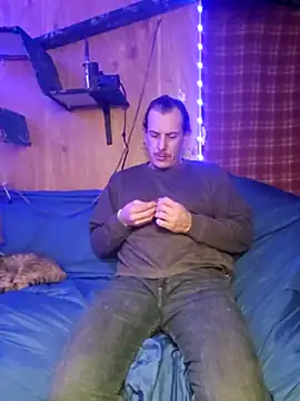 froggymclovin222 online show from 28, 11, 2025