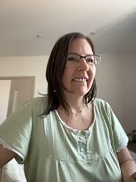 Snapshot of B_Bonya_m chatting on 13, 6, 2026 B Bonya m online show from 13, 6, 2026