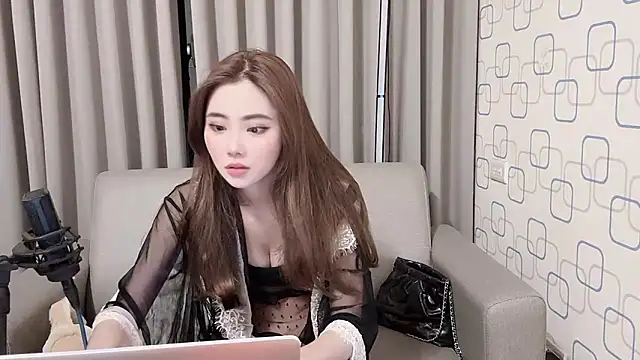 Snapshot of sweet5200 chatting on 11, 12, 2024 sweet5200 online show from 11, 12, 2024