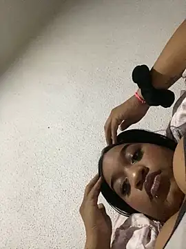 Snapshot of vic_pretynhaa chatting on 15, 3, 2025 vic pretynhaa online show from 15, 3, 2025