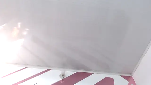 Kitten Hot  online show from 9, 2, 2026