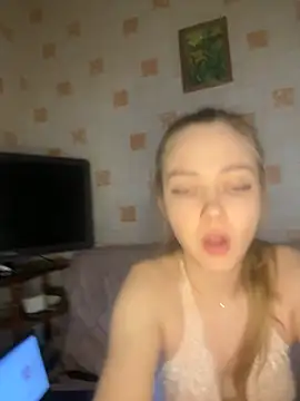 Snapshot of Family-Mm1 chatting on 25, 2, 2025 Family-Mm1 online show from 25, 2, 2025