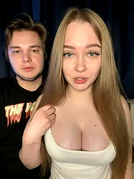 Snapshot of Family-Mm1 chatting on 8, 1, 2026 Family-Mm1 online show from 8, 1, 2026