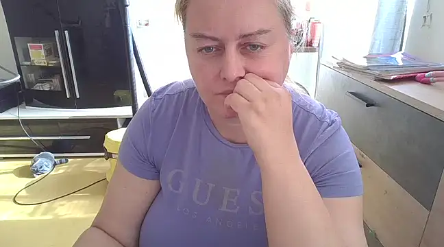 Meliss Official9 online show from 24, 2, 2025