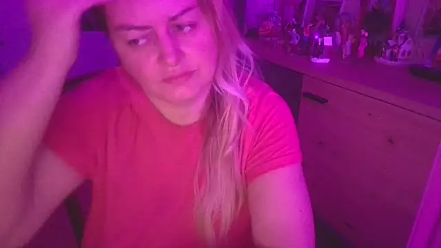 Meliss Official9 online show from 19, 12, 2025