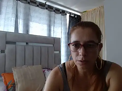 Snapshot of karlabarrera chatting on 28, 5, 2026 karlabarrera online show from 28, 5, 2026