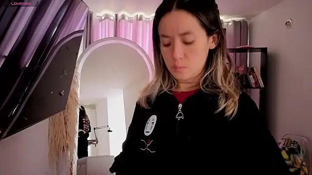 sexfire lalita online show from 19, 3, 2026