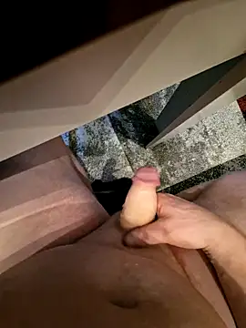 Warumnicht1980 online show from 21, 2, 2025