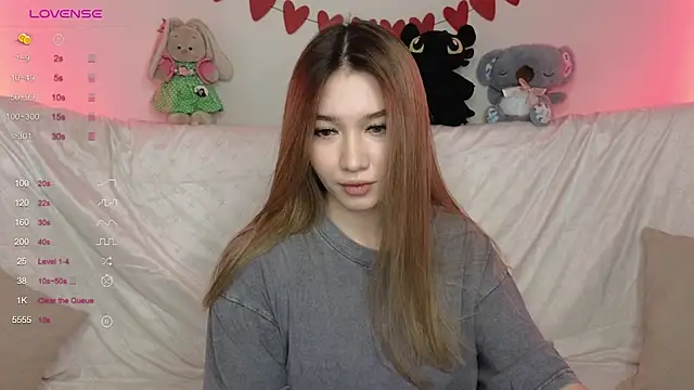 Snapshot of LuxuryGirl__ chatting on 3, 3, 2025 LuxuryGirl online show from 3, 3, 2025
