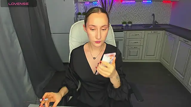 Snapshot of MelodyOfLovee chatting on 5, 12, 2024 MelodyOfLovee online show from 5, 12, 2024