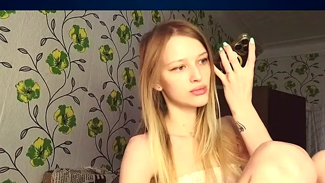 Snapshot of Evvie_Summn1 chatting on 30, 5, 2026 Evvie Summn1 online show from 30, 5, 2026
