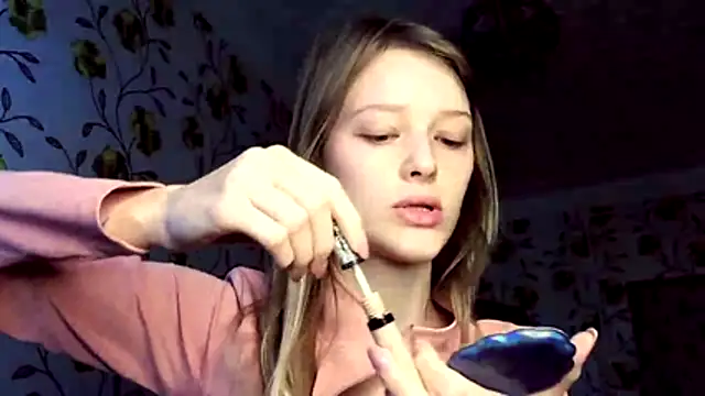 Evvie Summn1 online show from 30, 6, 2026