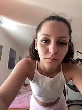 Chiara0102 online show from 29, 5, 2026