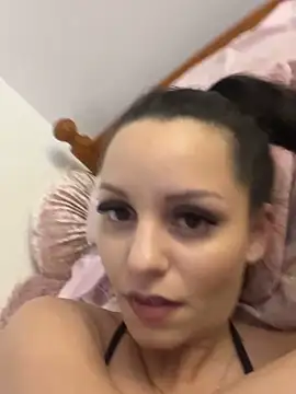 Chiara0102 online show from 29, 5, 2026