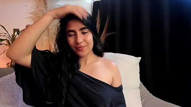 Snapshot of Serenity_Day chatting on 21, 4, 2026 Serenity Day online show from 21, 4, 2026