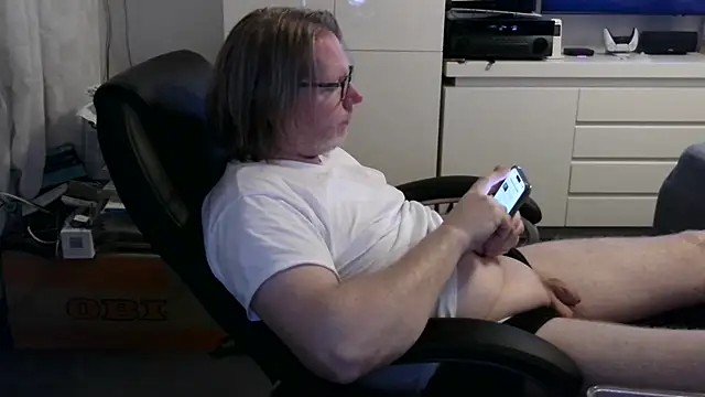 Snapshot of VSteph chatting on 22, 4, 2026 VSteph online show from 22, 4, 2026