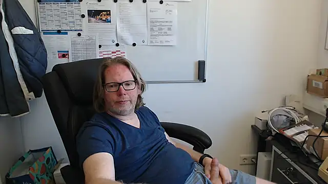 Snapshot of VSteph chatting on 15, 6, 2026 VSteph online show from 15, 6, 2026