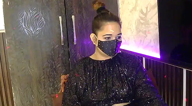 fabdemira online show from 5, 12, 2024