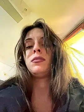 Snapshot of Yasmine47 chatting on 26, 9, 2025 Yasmine47 online show from 26, 9, 2025