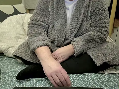 MarthaBriest online show from 1, 2, 2026