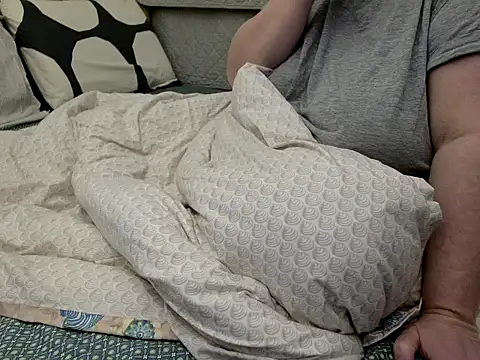 MarthaBriest online show from 4, 2, 2026