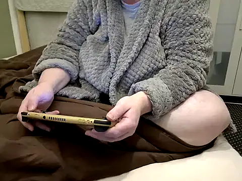 MarthaBriest online show from 2, 4, 2026