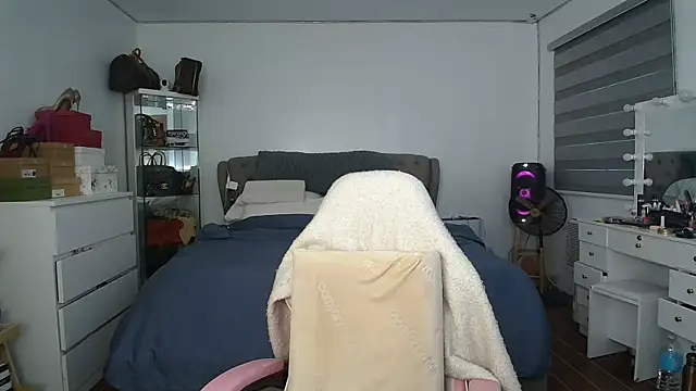 Snapshot of aya_saki chatting on 5, 11, 2025 aya saki online show from 5, 11, 2025