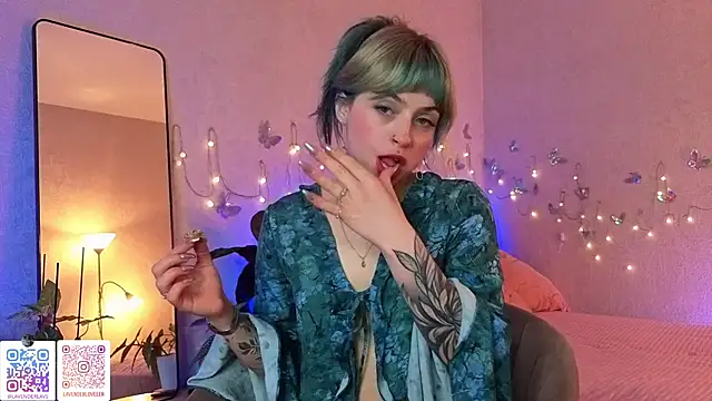 Snapshot of lavenderluxe chatting on 1, 6, 2026 lavenderluxe online show from 1, 6, 2026