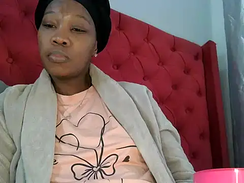 Snapshot of TheSweetBerry chatting on 14, 7, 2026 TheSweetBerry online show from 14, 7, 2026