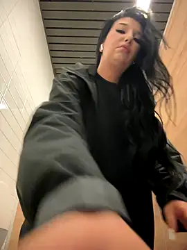 Tisha Busty online show from 6, 11, 2025