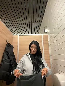 Tisha Busty online show from 22, 2, 2026