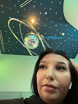 Tisha Busty online show from 6, 3, 2026